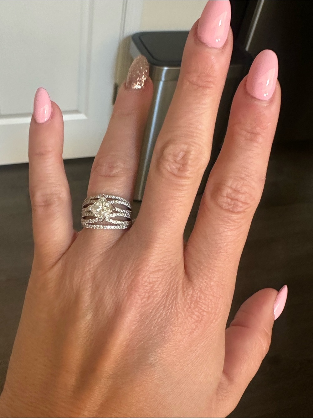 White Gold & Diamond-Style Women's Engagement Ring